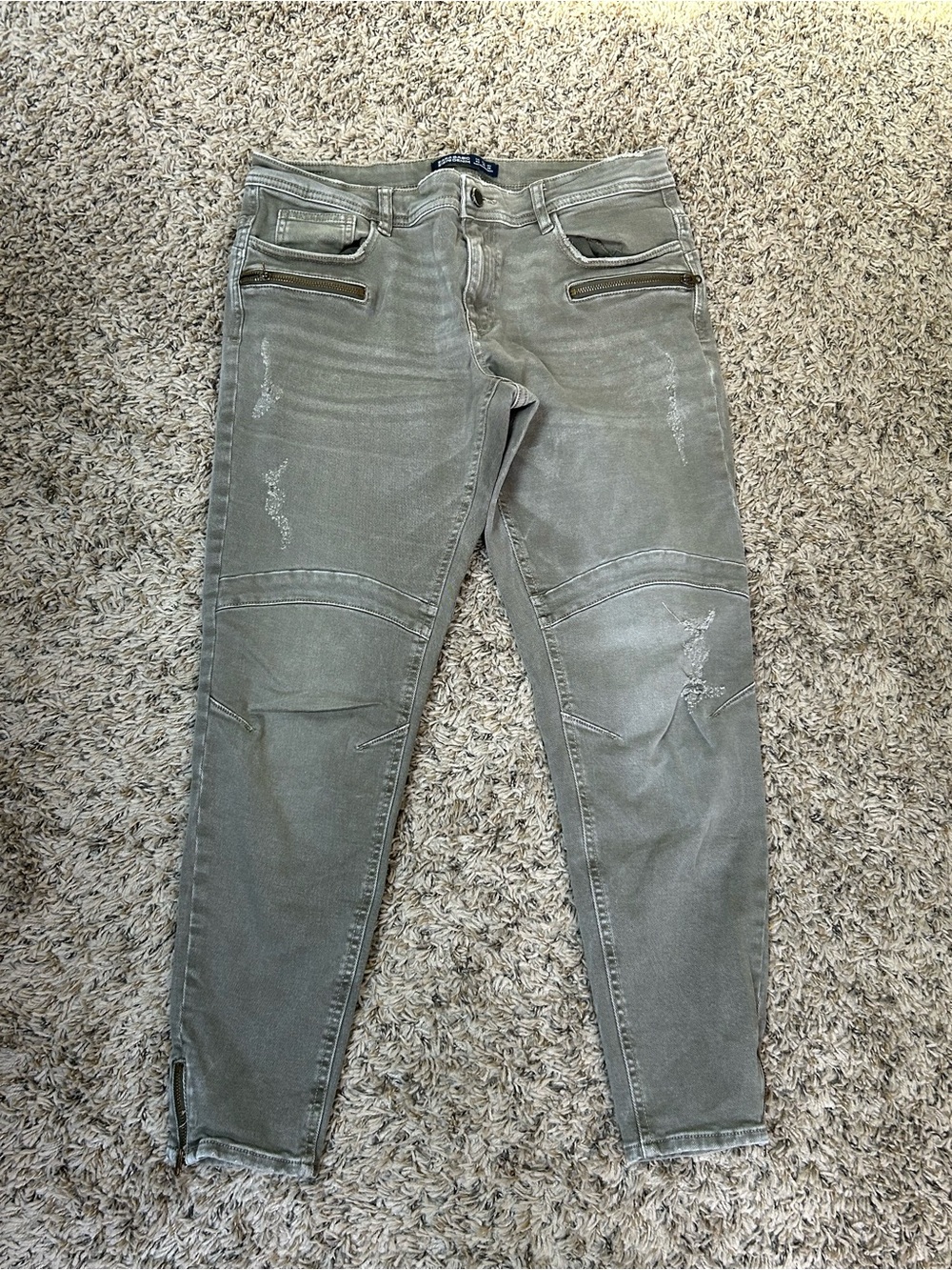 Zara Olive Green Skinny Jeans with Zip Accents size 10